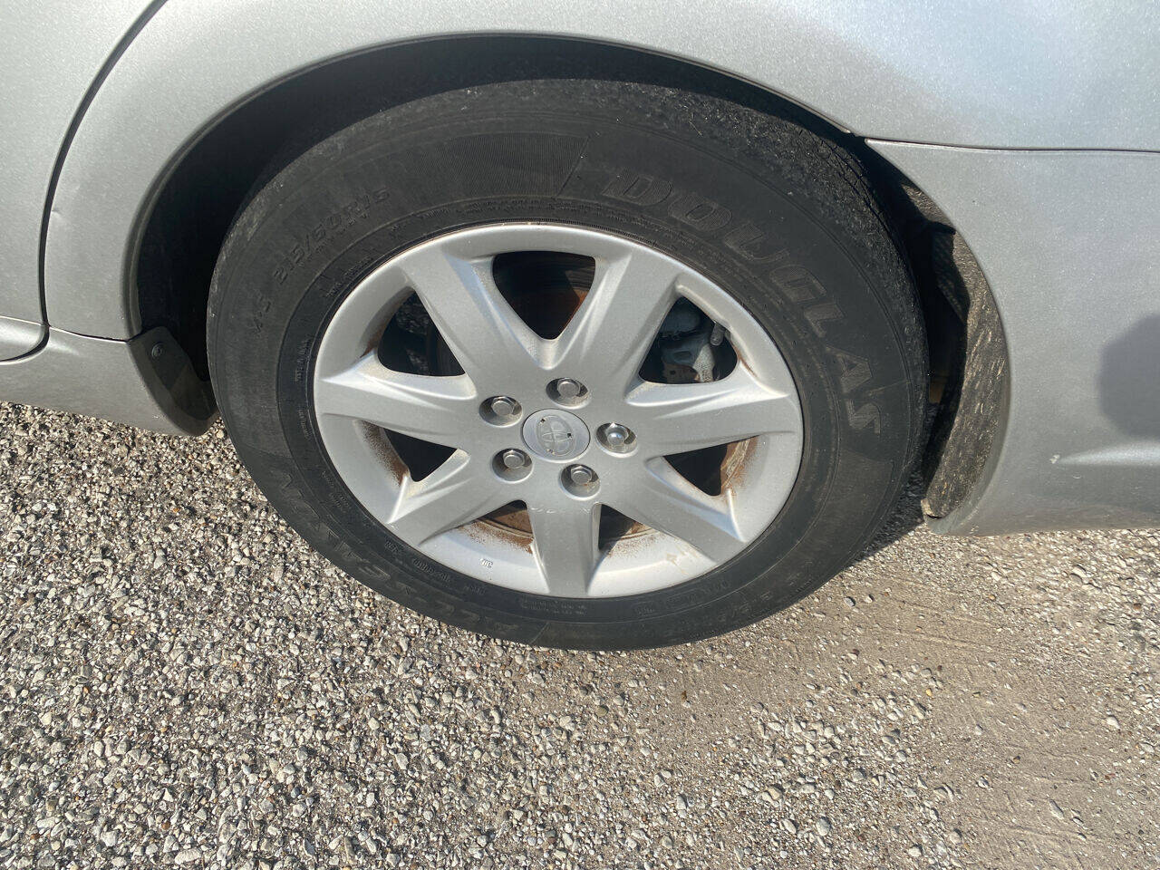 2005 Toyota Avalon XL photo
