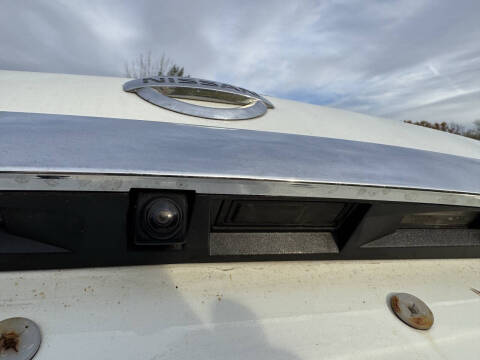 2015 Nissan Pathfinder SV