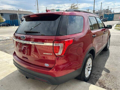 2016 Ford Explorer