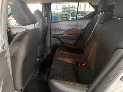 2020 Nissan Kicks SR