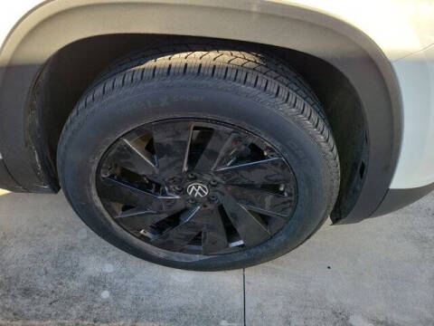 2025 Volkswagen Atlas Cross Sport SE