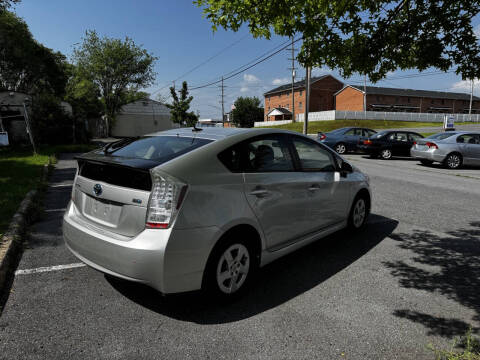 2010 Toyota Prius III