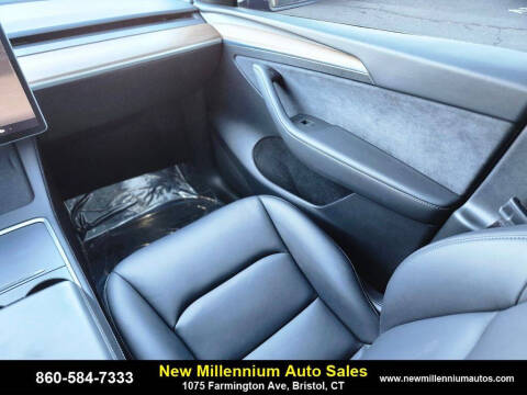 2024 Tesla Model Y Long Range