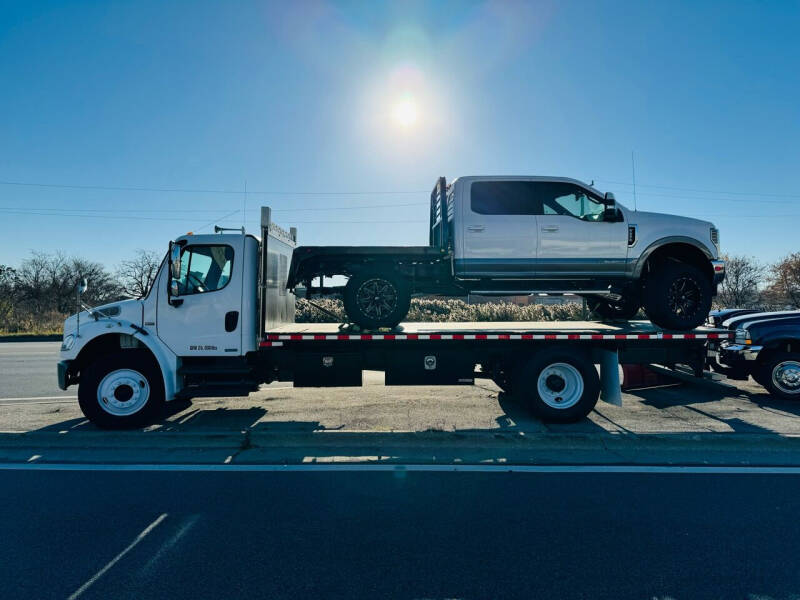 2008 Freightliner M2 106