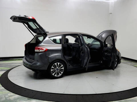 2017 Ford C-MAX Hybrid Titanium