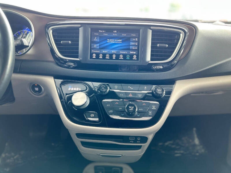 2019 Chrysler Pacifica Touring L