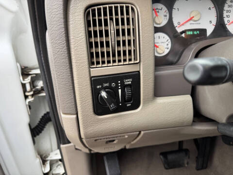 2004 Dodge Ram 3500 SLT