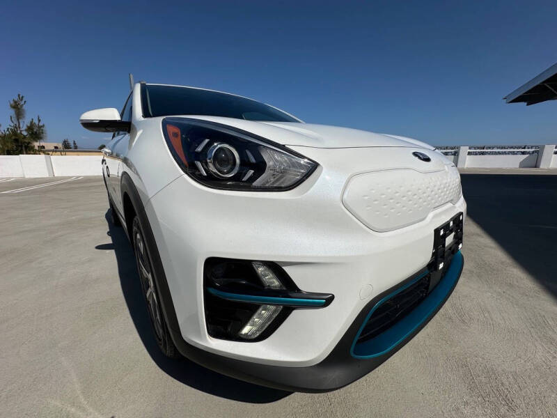 2021 Kia Niro EX - Photo 6
