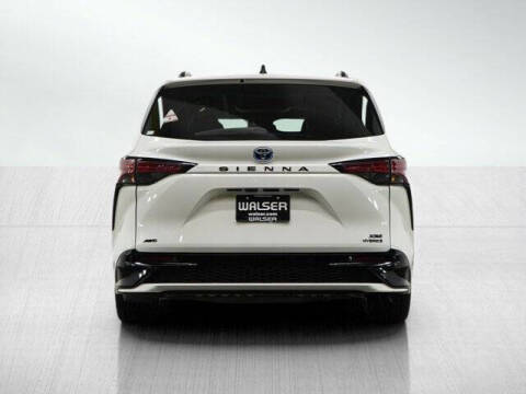 2024 Toyota Sienna XSE 7-Passenger
