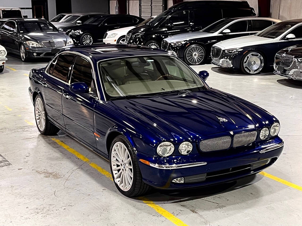 2004 Jaguar XJR for sale at Carnival Car Company in Victoria, TX