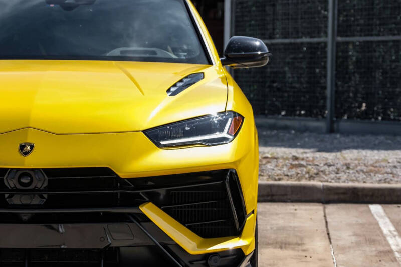 2024 Lamborghini Urus S
