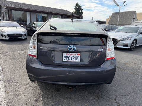 2011 Toyota Prius Three