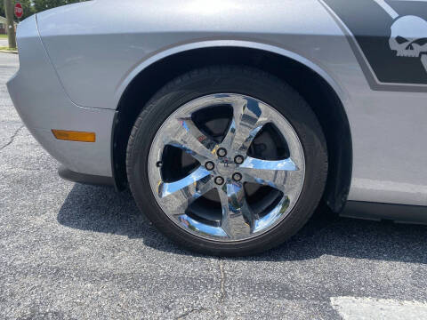 2013 Dodge Challenger SXT