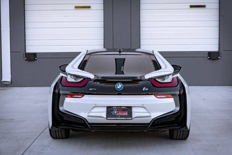 2017 BMW i8