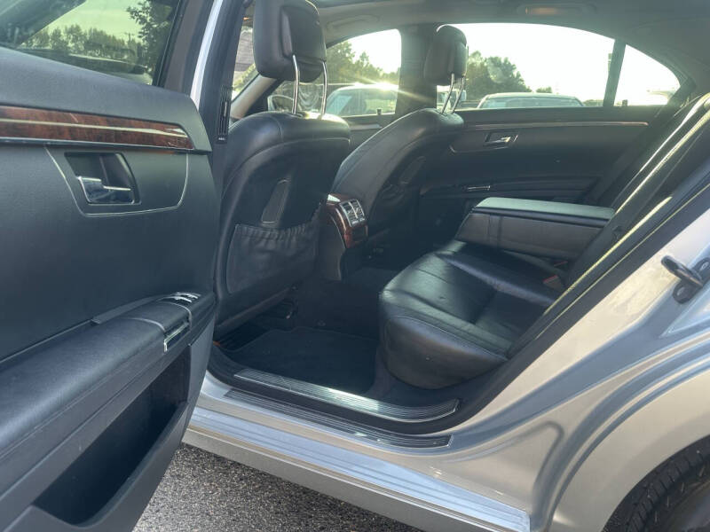 2009 Mercedes-Benz S-Class S 550 4MATIC