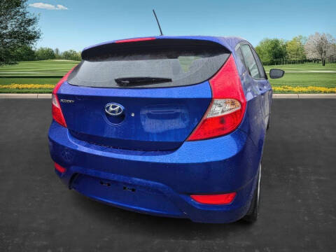 2013 Hyundai Accent SE