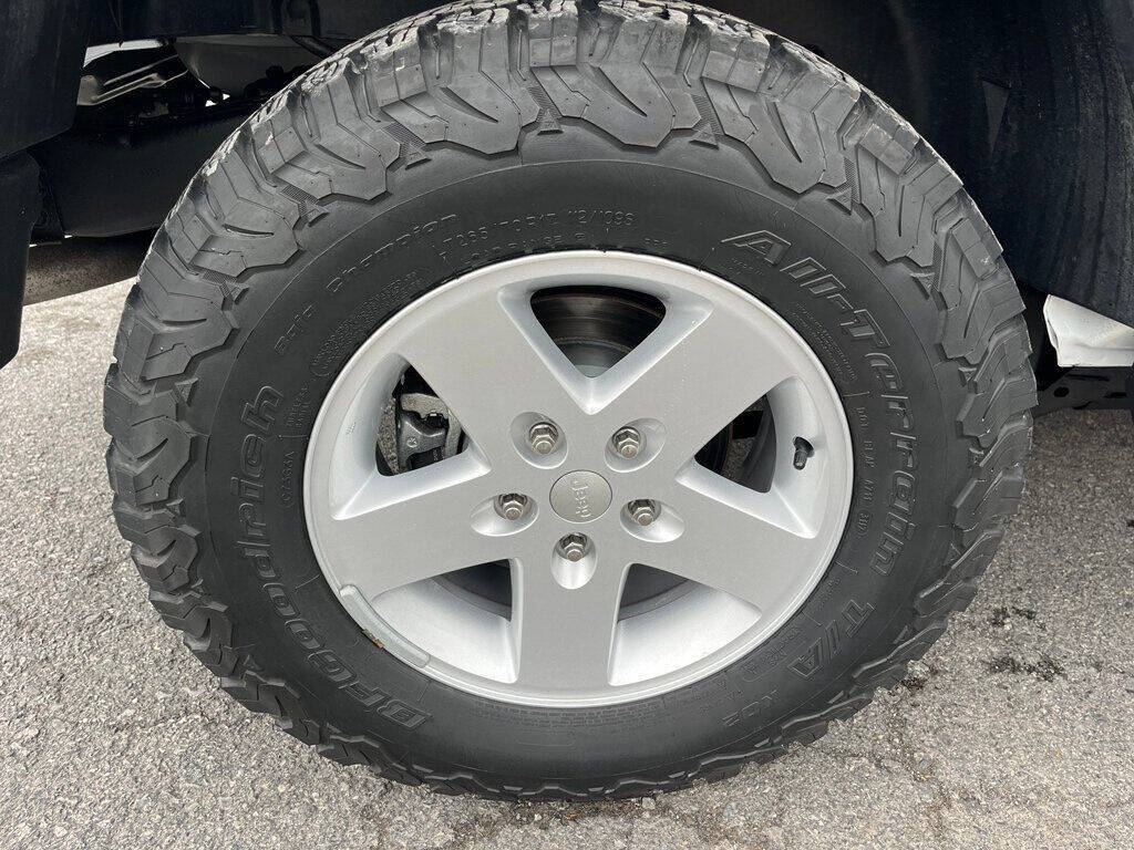 2017 Jeep Wrangler 14