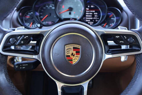 2016 Porsche Cayenne S