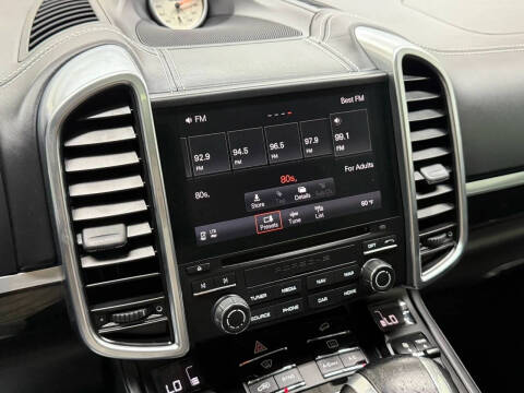 2018 Porsche Cayenne GTS