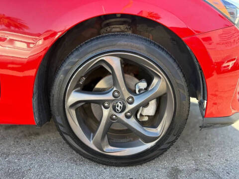 2019 Hyundai Veloster