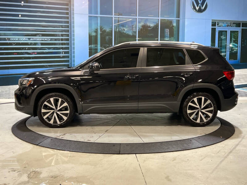 2022 Volkswagen Taos SE 4Motion