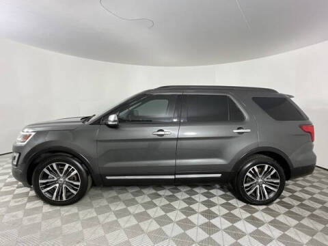 2017 Ford Explorer Platinum