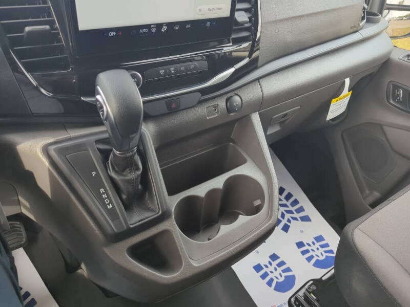2025 Ford Transit 350 XLT