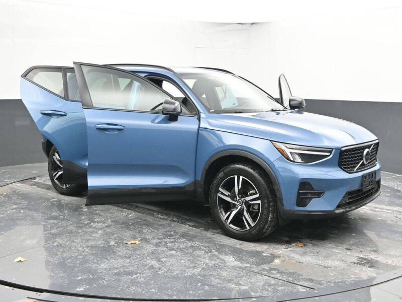 2024 Volvo XC40