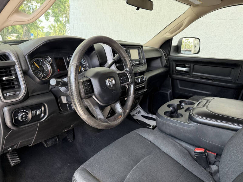Used 2019 RAM Ram 3500 Pickup Tradesman with VIN 3C63R3GL9KG555524 for sale in Tampa, FL