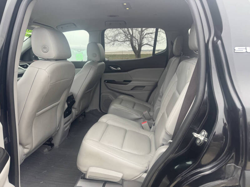 2017 GMC Acadia SLT-1