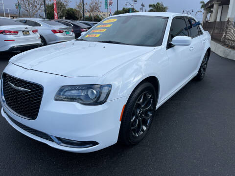 2018 Chrysler 300 for sale at Soledad Auto Sales in Soledad CA