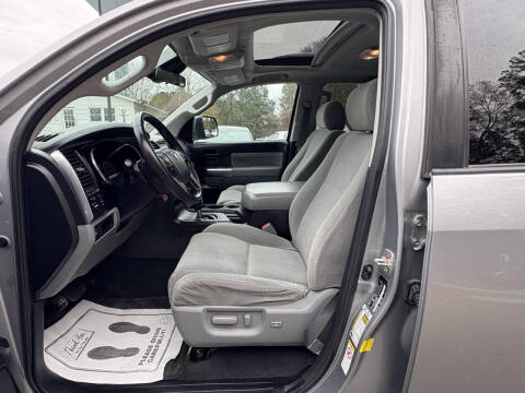 2019 Toyota Sequoia SR5