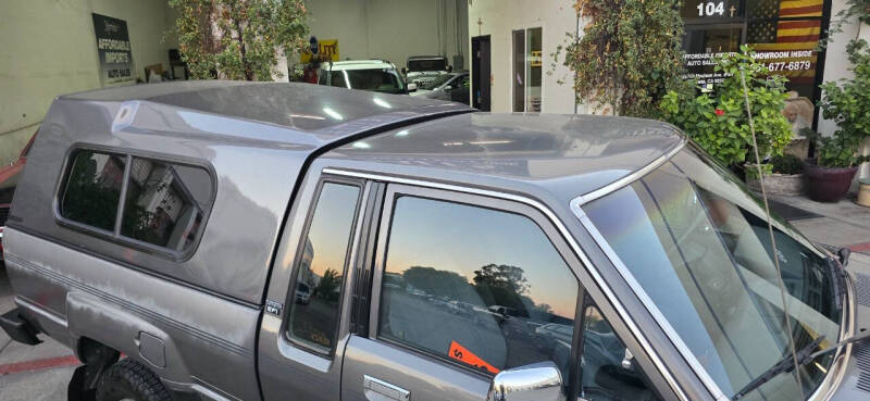 1988 Toyota Pickup Deluxe