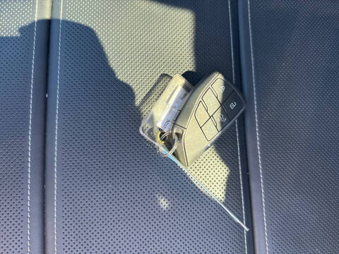 2025 GMC Sierra EV Denali