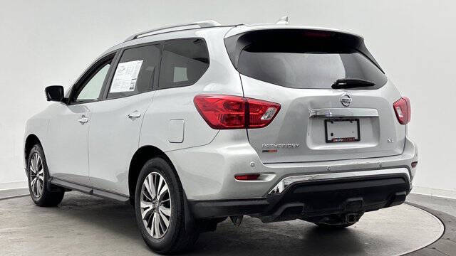 2019 Nissan Pathfinder SL