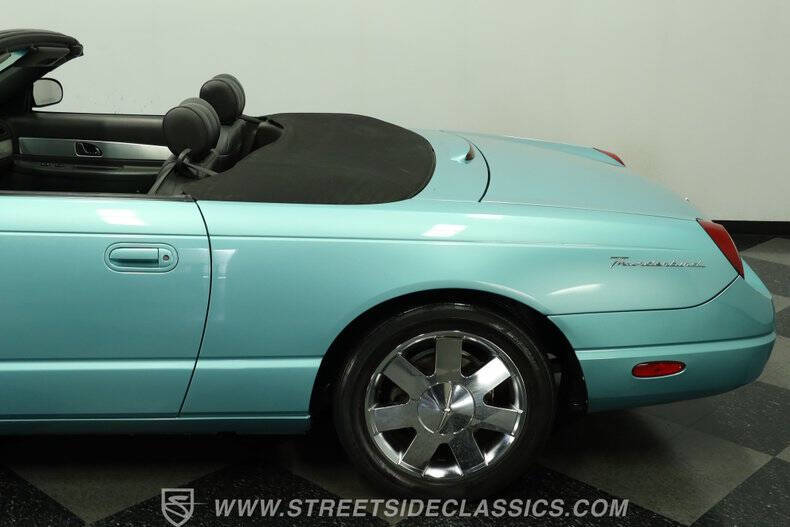 2002 Ford Thunderbird Deluxe