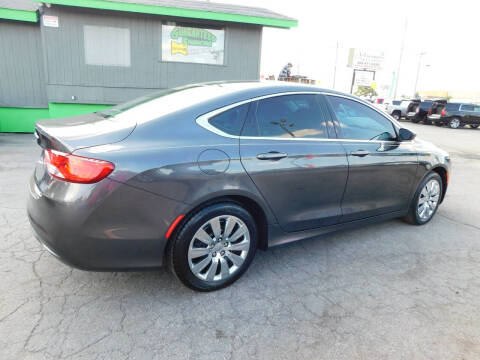 2015 Chrysler 200 LX