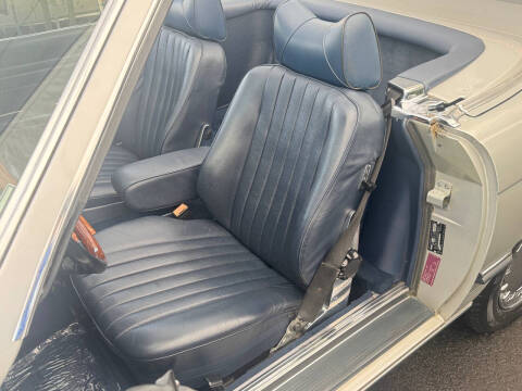 1986 Mercedes-Benz 560-Class 560 SL