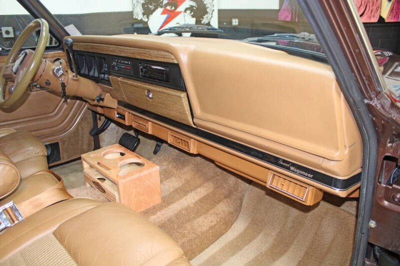 1986 Jeep Grand Wagoneer