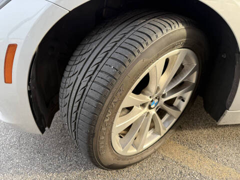 2017 BMW 3 Series 320i