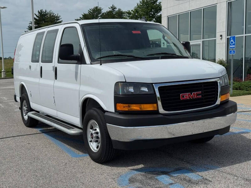 2025 GMC Savana 2500
