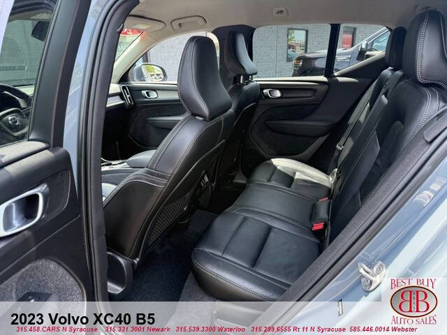 2023 Volvo XC40 B5 Core