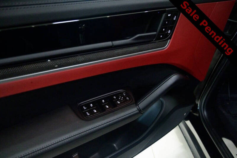 2024 Porsche Cayenne S