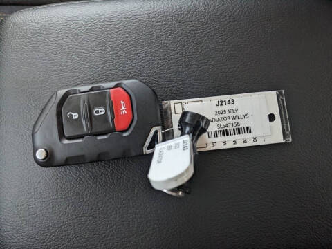 2025 Jeep Gladiator Willys