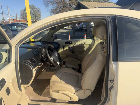 2006 Volkswagen New Beetle 2.5