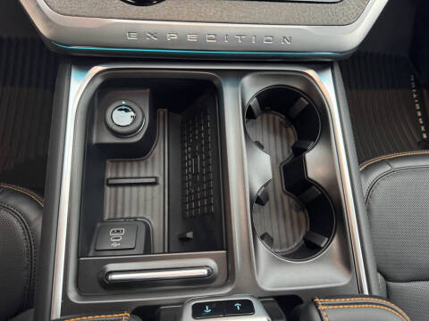 2025 Ford Expedition Tremor