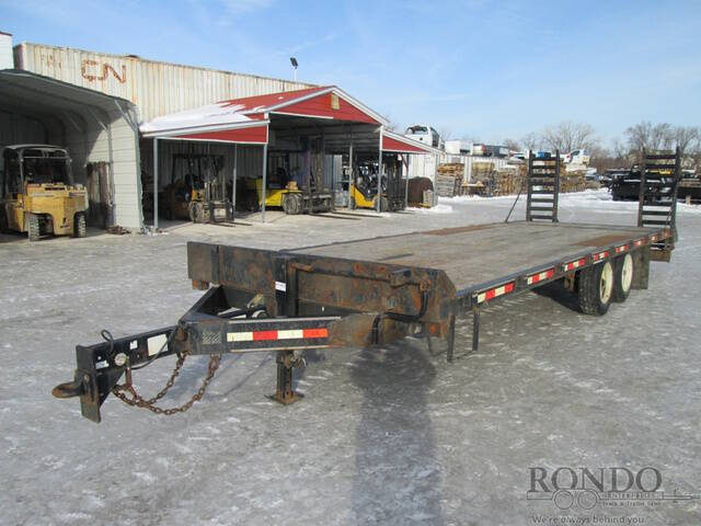 2014 B-B Equipment Deckover BCT2316EDO