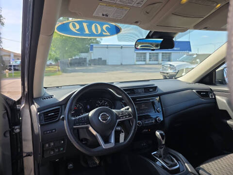 2019 Nissan Rogue SV