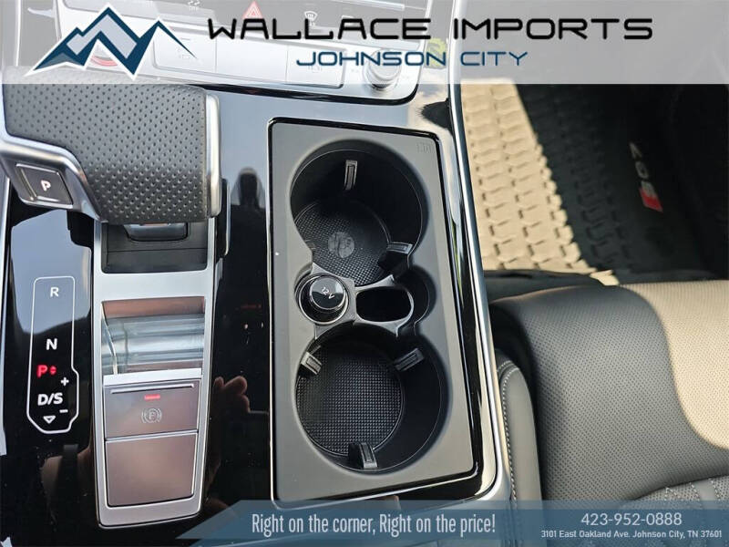 2025 Audi SQ7 4.0T quattro Premium Plus