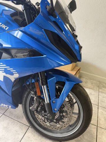 2024 Suzuki GSX-8R